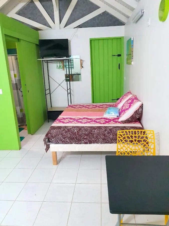 Bungalow Charmant A Petit-Bourg Avec Jardin Prive 0*,  Guadeloupe