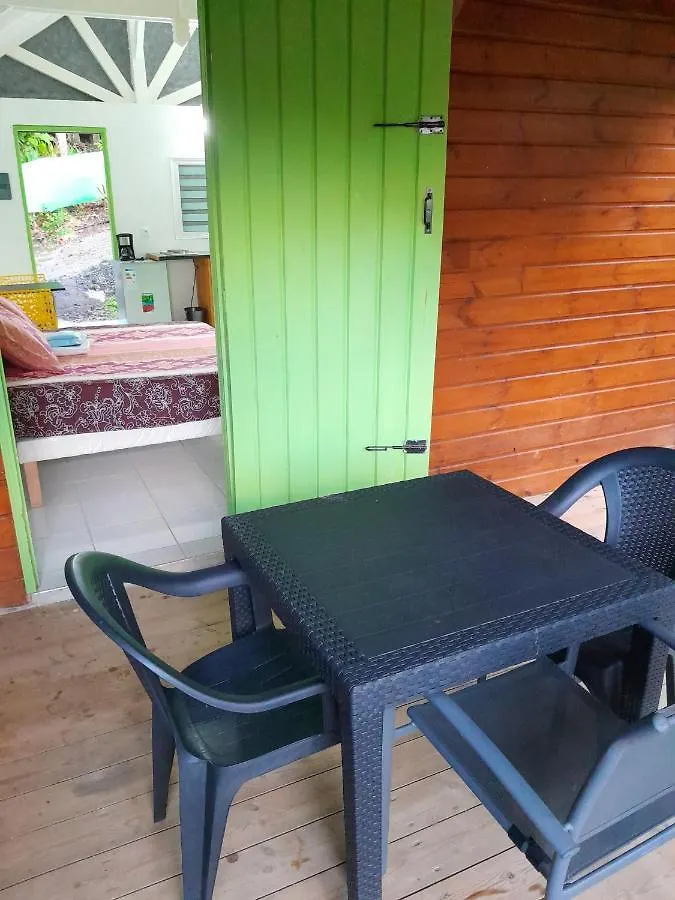 Bungalow Charmant A Petit-Bourg Avec Jardin Prive 0*,