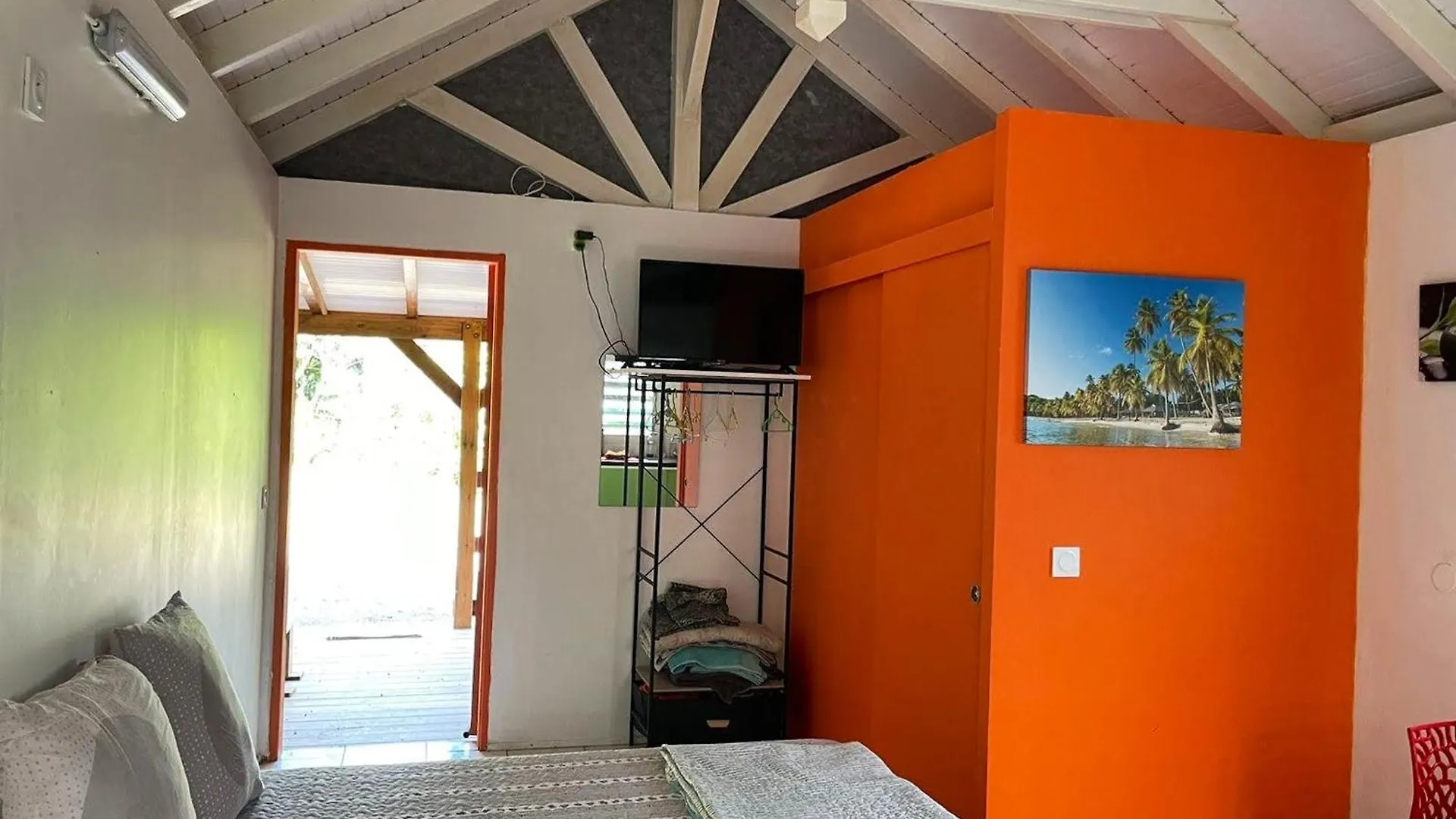 Bungalow Charmant A Petit-Bourg Avec Jardin Prive Holiday home